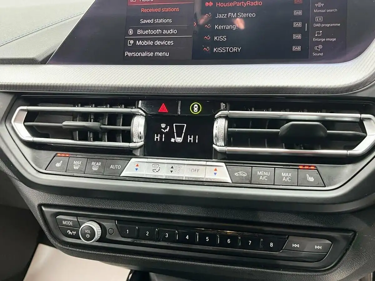 2021-bmw-1-series-20td-118d-m-sport-lcp-auto-big-19