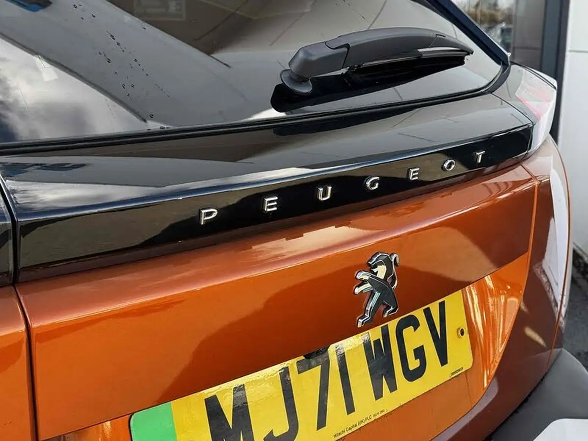 2021-peugeot-208-e-allure-premium-50kwh-big-9