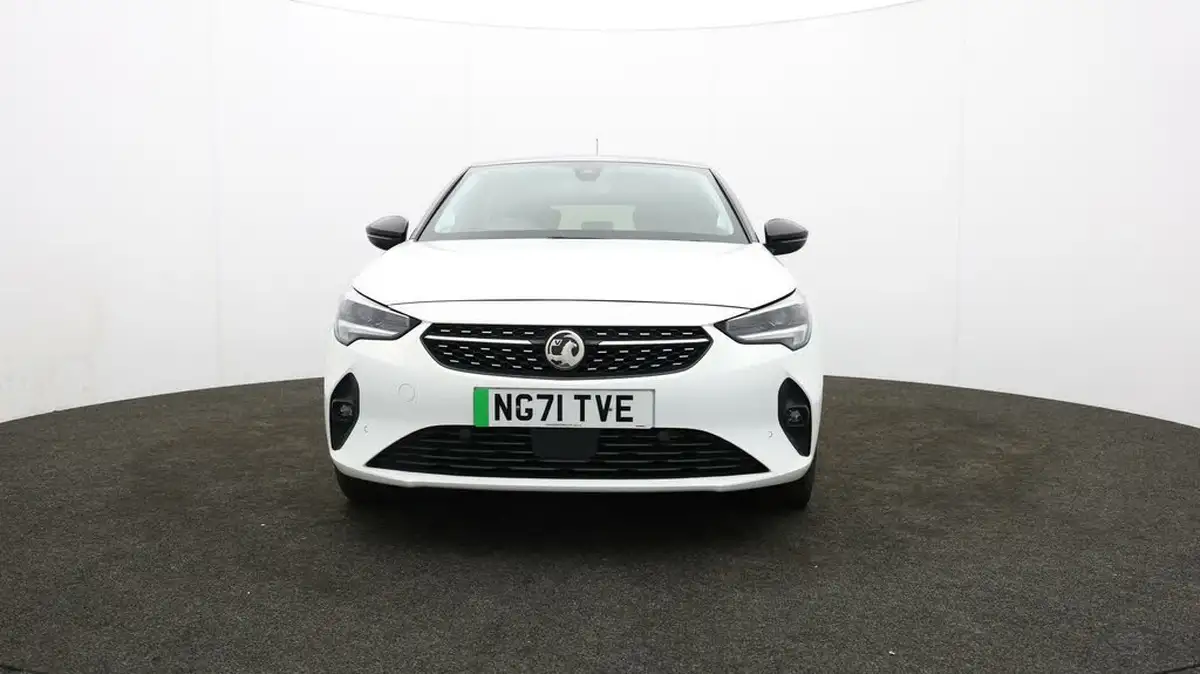 2021-vauxhall-corsa-e-elite-premium-big-1