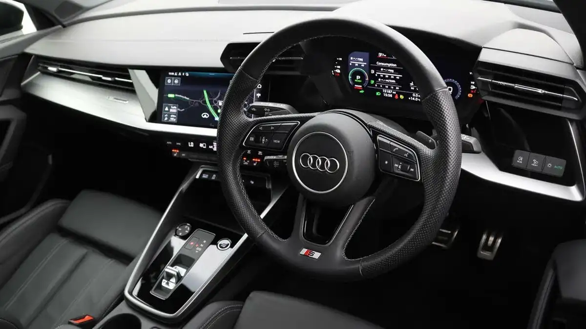 2023-audi-a3-14-45-tfsi-e-s-line-competition-big-8