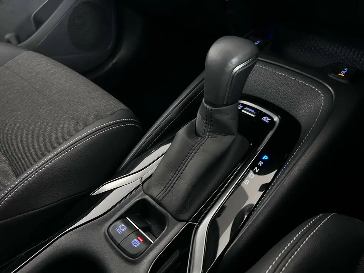 2022-toyota-corolla-18-vvt-i-design-120bhp-trk-hatchback-5d-big-33