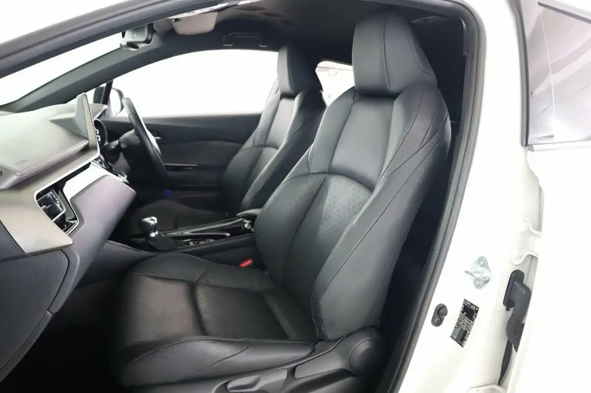 2022-toyota-c-hr-20-vvt-i-excel-big-45