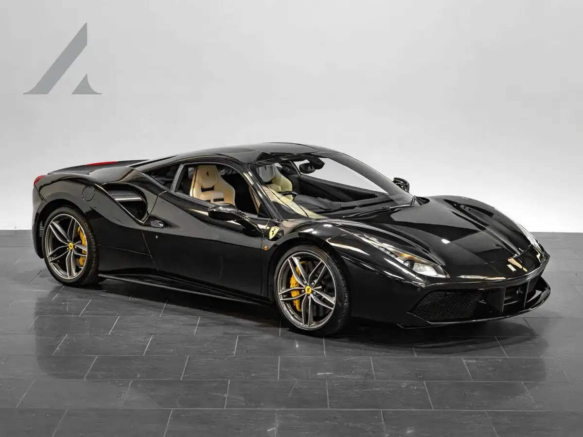 2017-ferrari-488-39-488-gtb-big-0