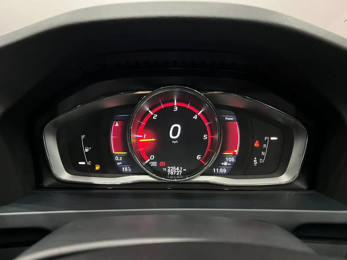 2016-volvo-v60-20td-d4-se-lux-geartronic-big-48