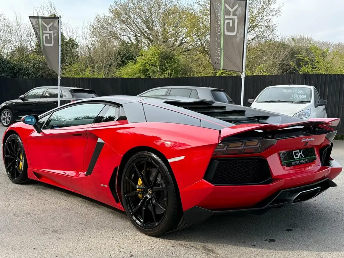 2015-lamborghini-aventador-65-lp-700-4-coupe-big-1
