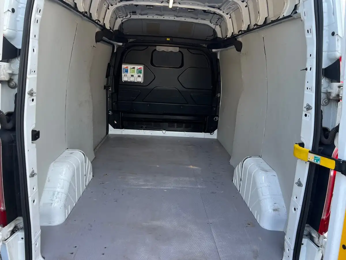 2018-ford-transit-custom-20tdci-300-l2h2-limited-130pseu6-big-18