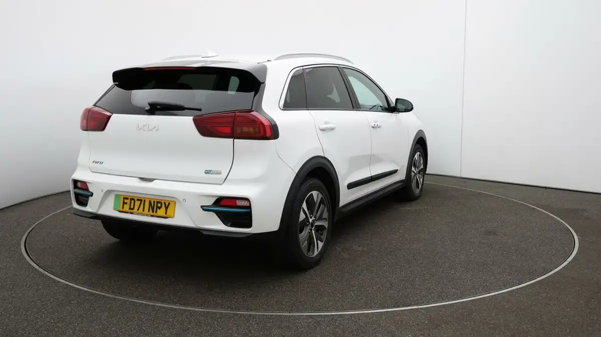 2022-kia-e-niro-ev-2-64-big-48