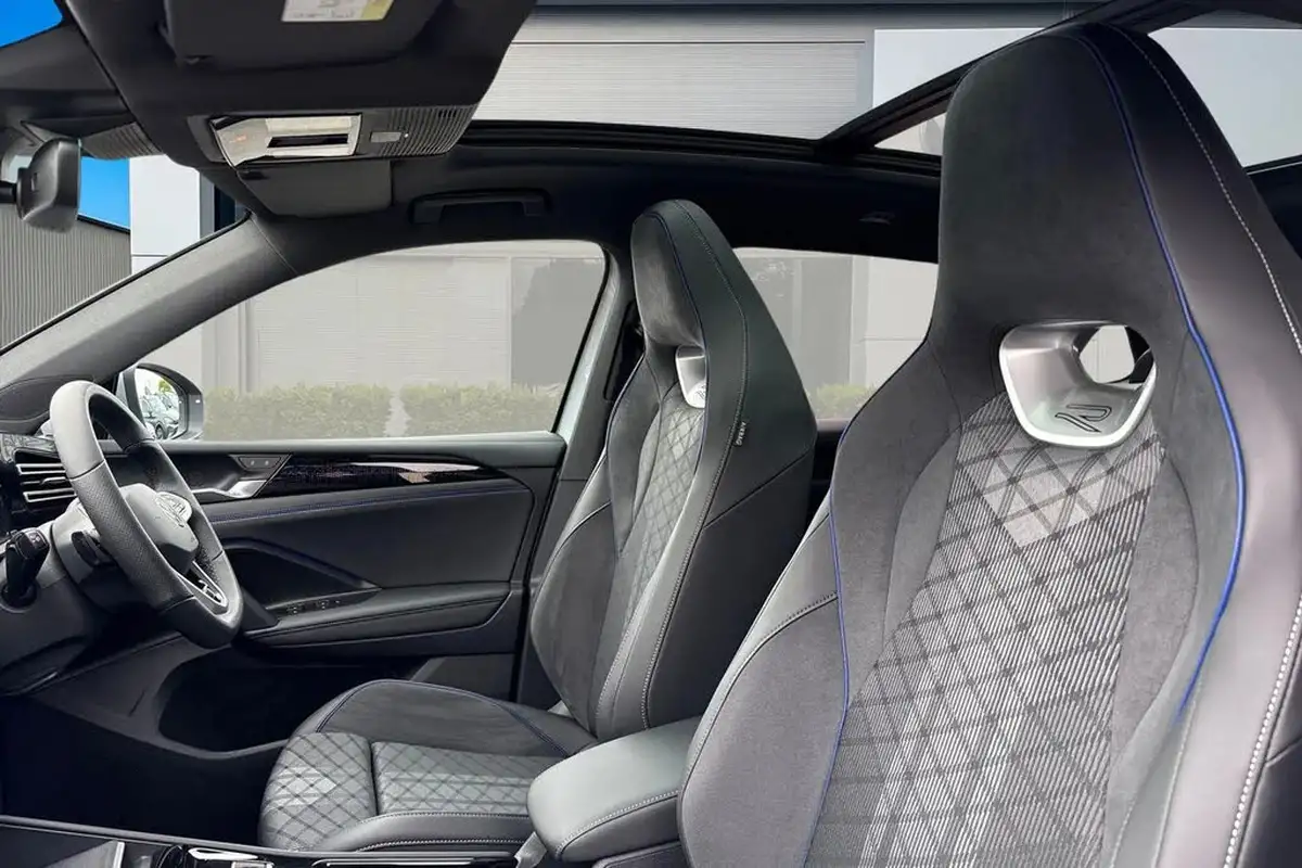 2024-volkswagen-tiguan-15-etsi-r-line-big-10
