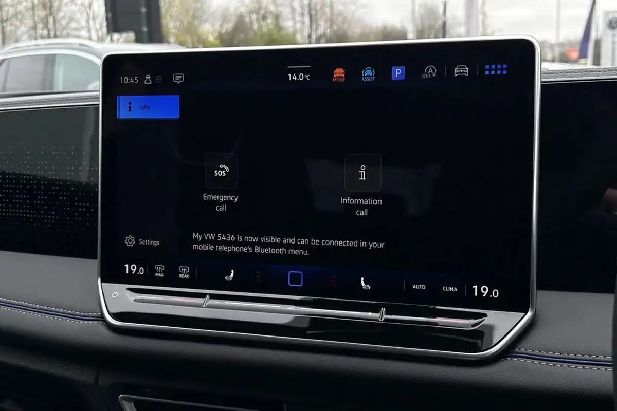 2024-volkswagen-tiguan-15-etsi-r-line-big-34