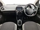 2019-toyota-aygo-10-vvt-i-x-play-small-2