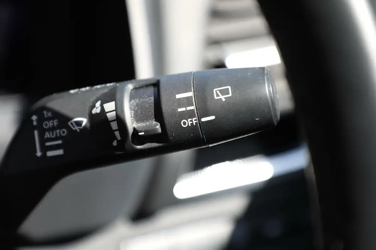 2022-nissan-qashqai-13-dig-t-n-connecta-140ps-big-15