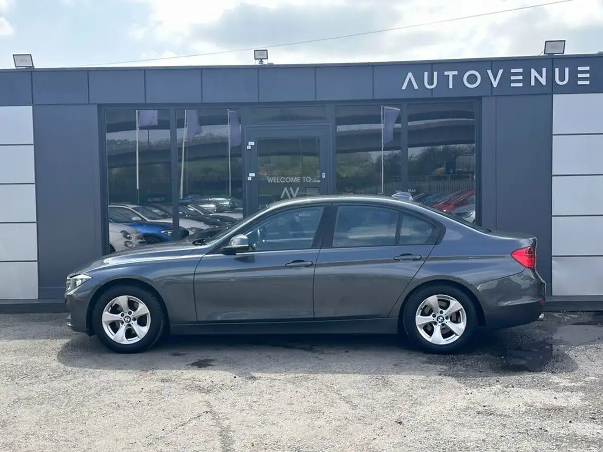 2013-bmw-3-series-20td-320d-efficientdynamics-163bhp-efficientdynamics-ss-saloon-4d-auto-big-23
