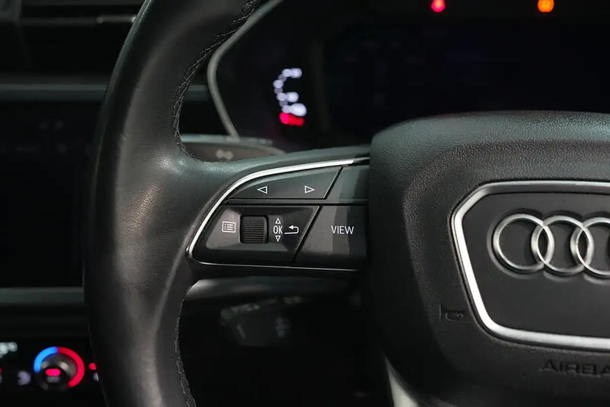 2022-audi-q3-14-45-tfsi-e-technik-big-28
