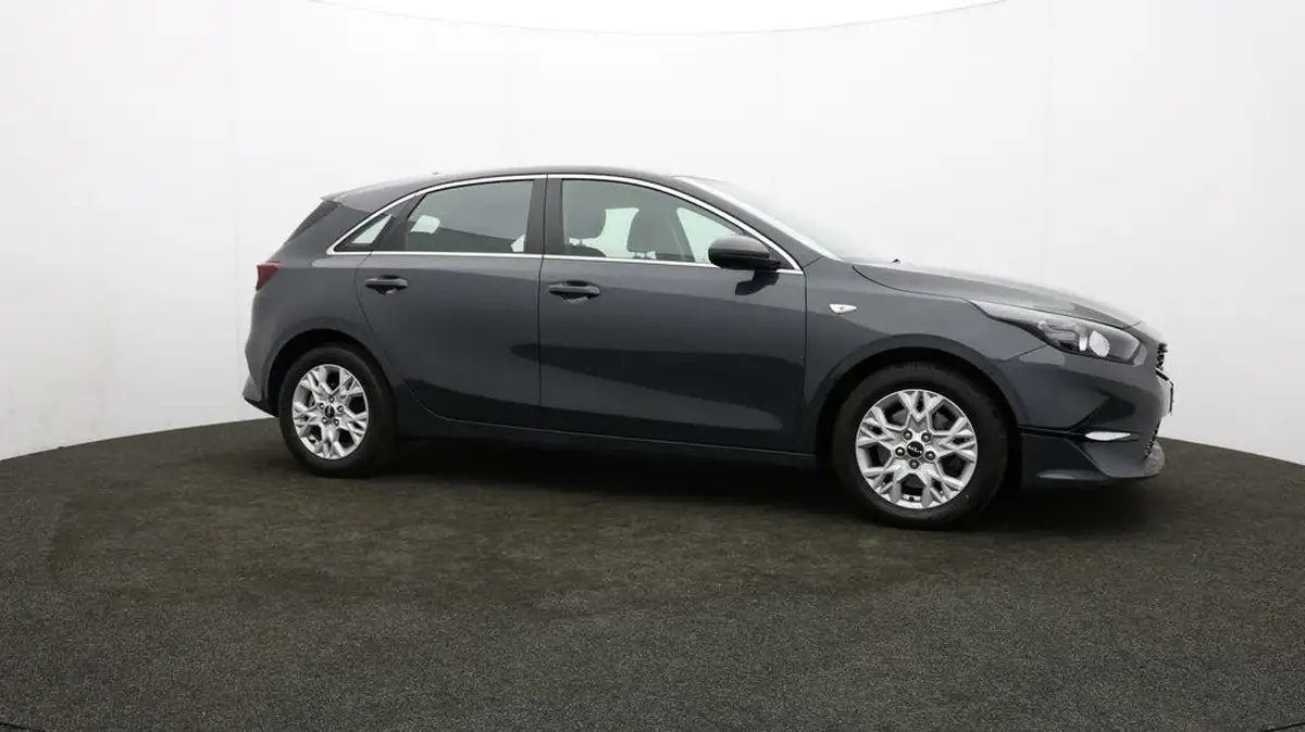 2021-kia-ceed-10-t-gdi-2-hatchback-big-36