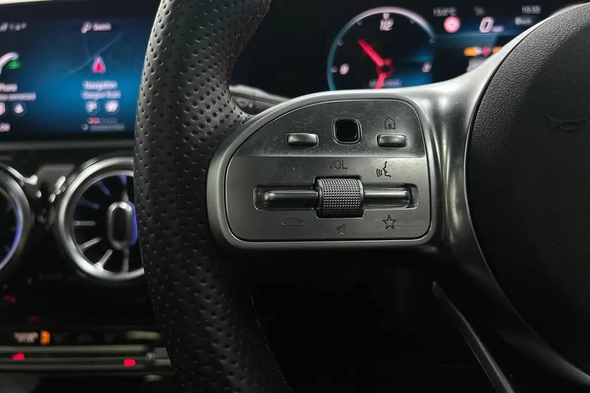 2021-mercedes-benz-a-class-20d-a220d-amg-line-premium-plus-driving-assistance-saloon-4d-big-7