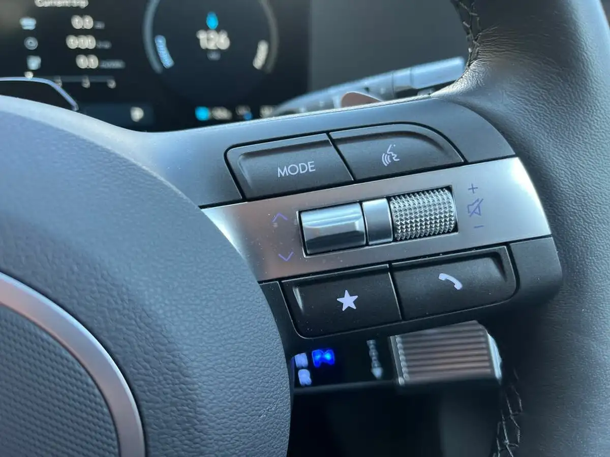 2025-hyundai-kona-e-ultimate-218ps-65kwh-big-16