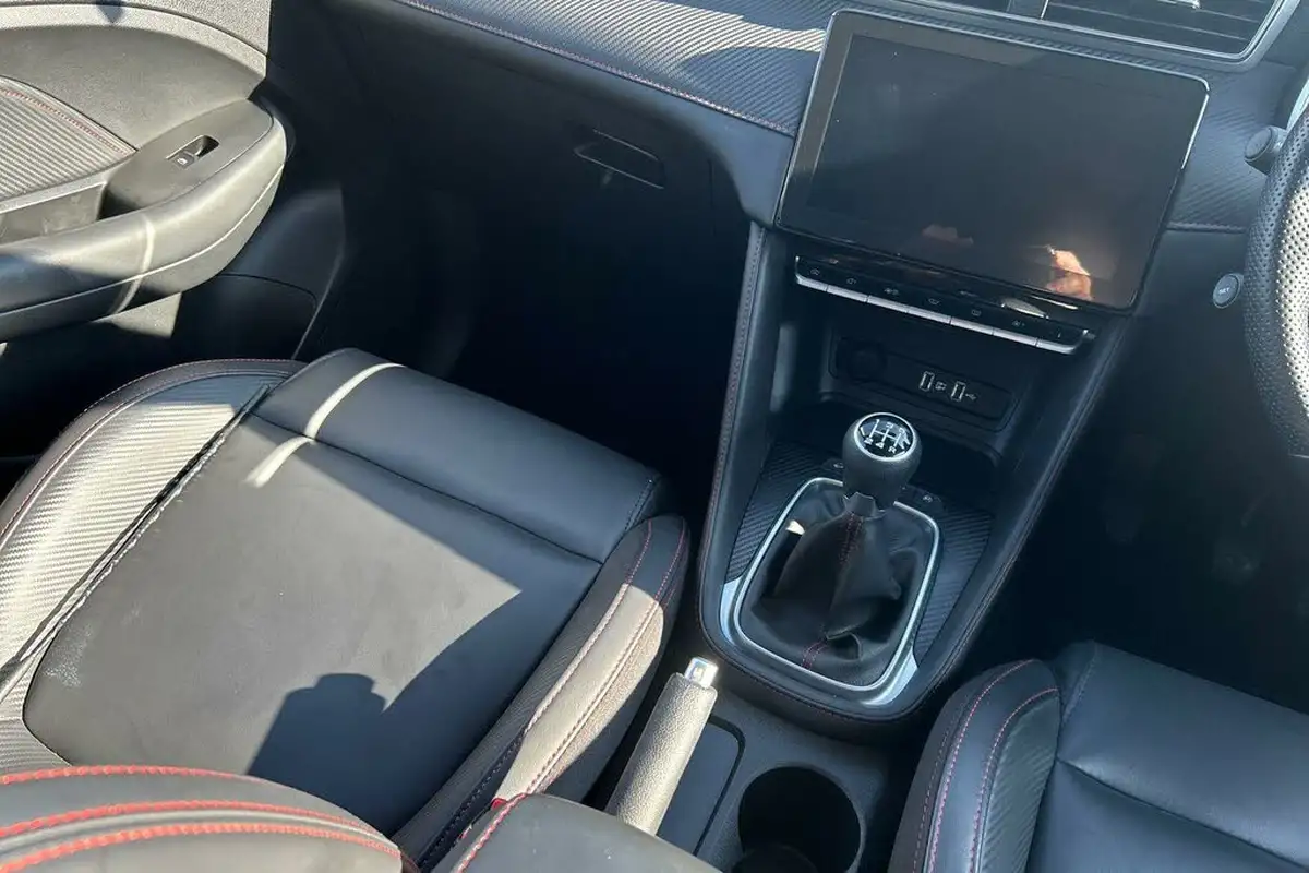 2023-mg-zs-suv-15-vti-tech-exclusive-big-6