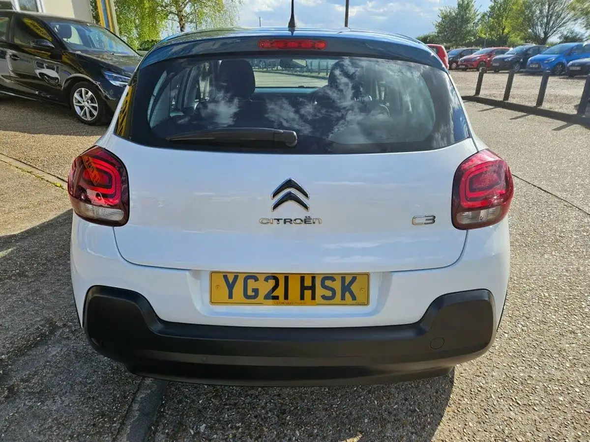 2021-citroen-c3-12-puretech-flair-83ps-big-4