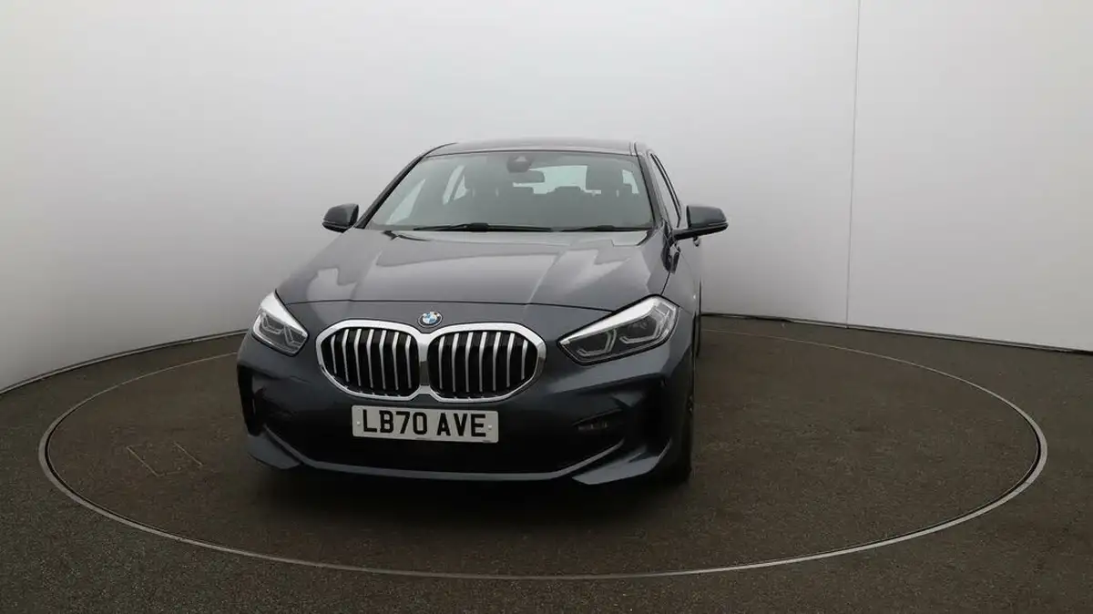 2020-bmw-1-series-20td-118d-m-sport-big-32