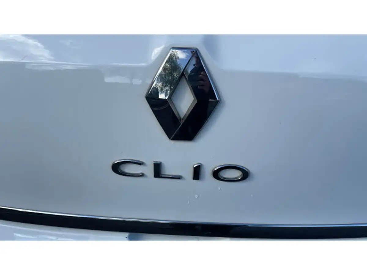 2019-renault-clio-09-tce-iconic-90ps-big-26