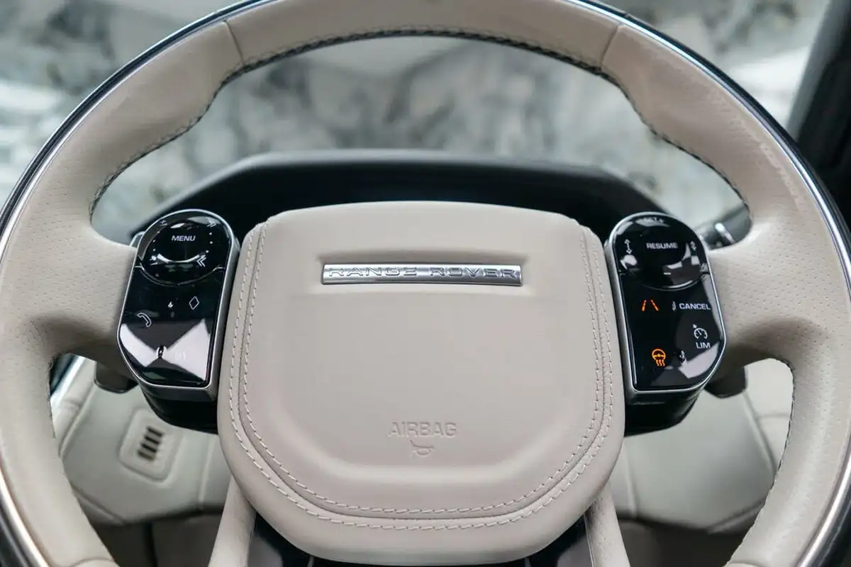 2019-land-rover-range-rover-velar-30-d300-r-dynamic-hse-big-32
