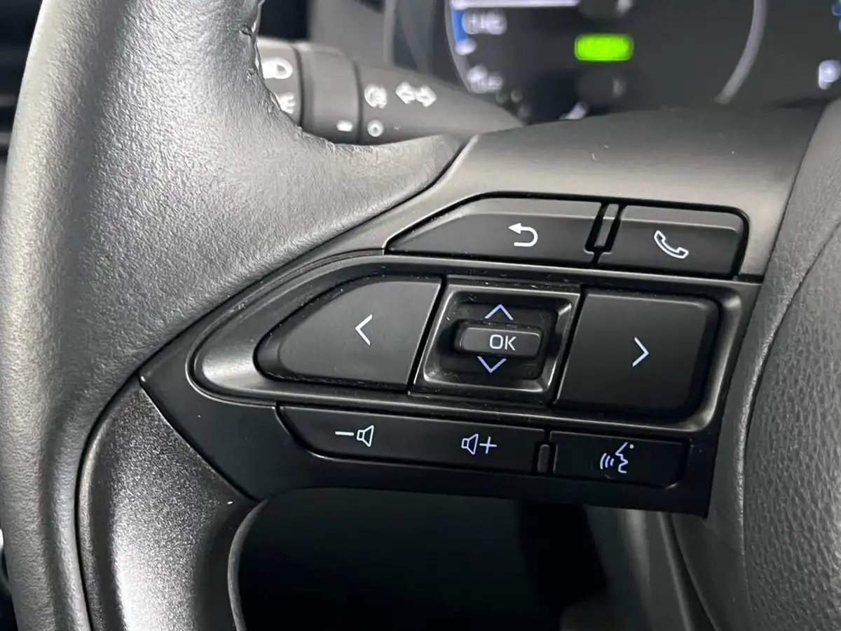 2022-toyota-yaris-15-vvt-i-icon-big-17