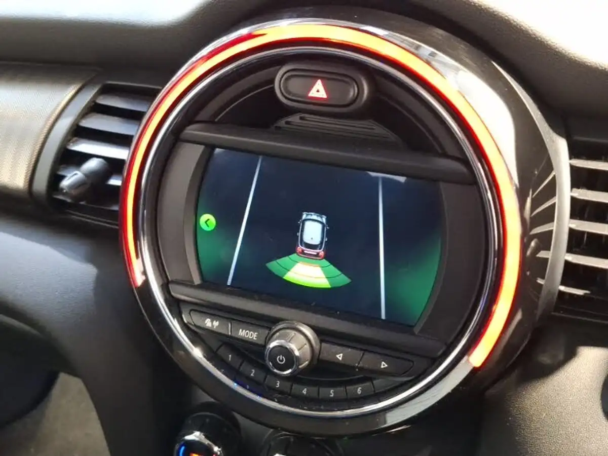 2019-mini-cooper-15-cooper-exclusive-134bhp-hatchback-3d-auto-big-9