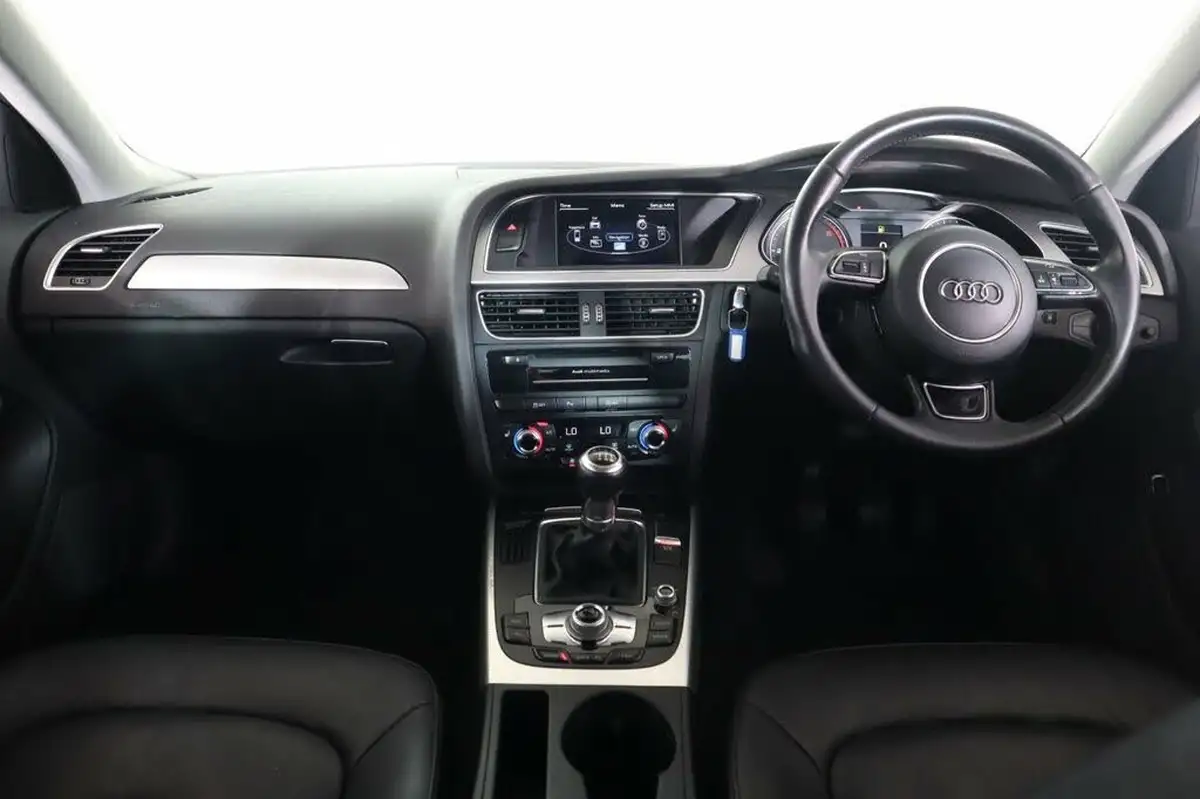 2014-audi-a4-20td-se-technik-177ps-big-15