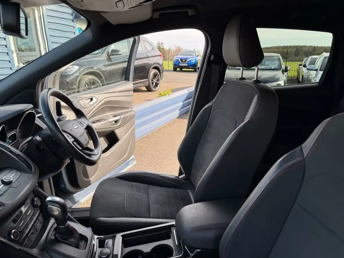 2019-ford-kuga-20tdci-st-line-120ps-powershift-big-24