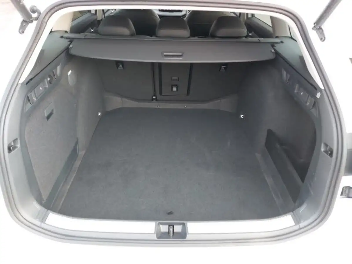 2024-skoda-superb-20tdi-se-l-150ps-scr-estate-dsg-big-7