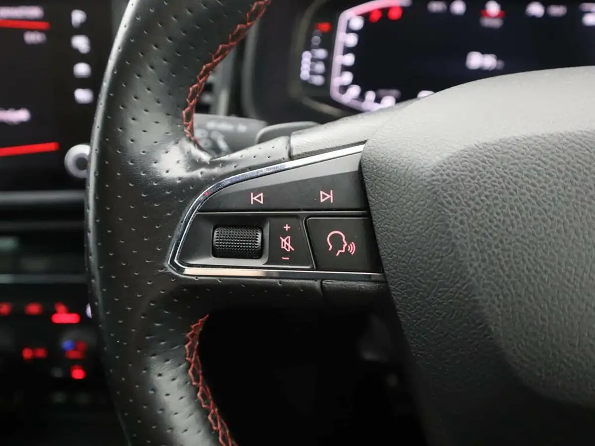 2020-seat-ateca-20-tsi-fr-black-edition-big-22