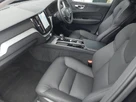 2024-volvo-xc60-20-b5-core-small-4