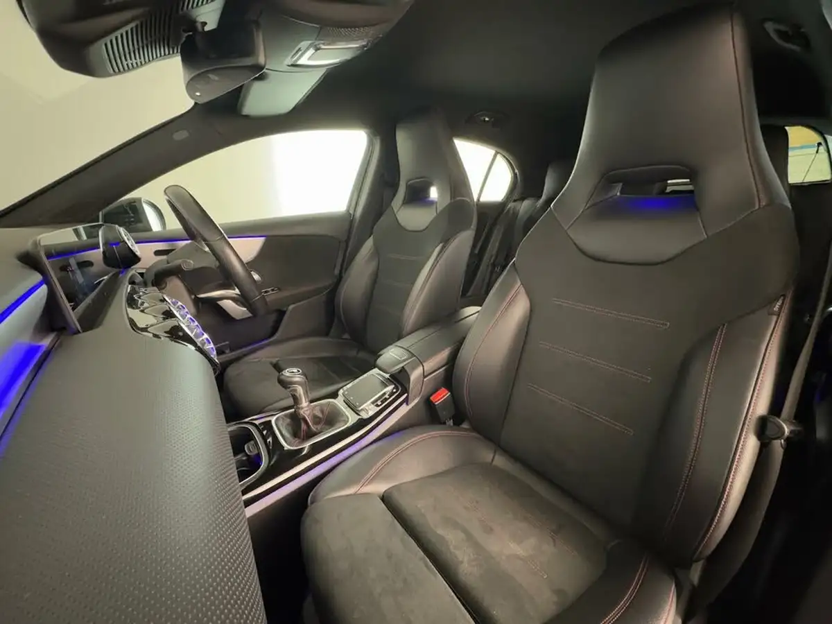 2020-mercedes-benz-a-class-13-a200-amg-line-premium-hatchback-5d-big-12