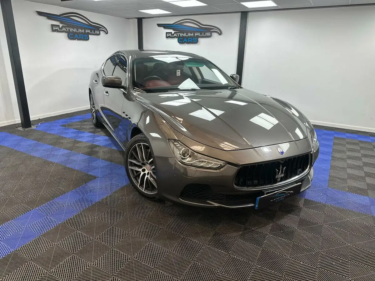 2016-maserati-ghibli-30-big-8