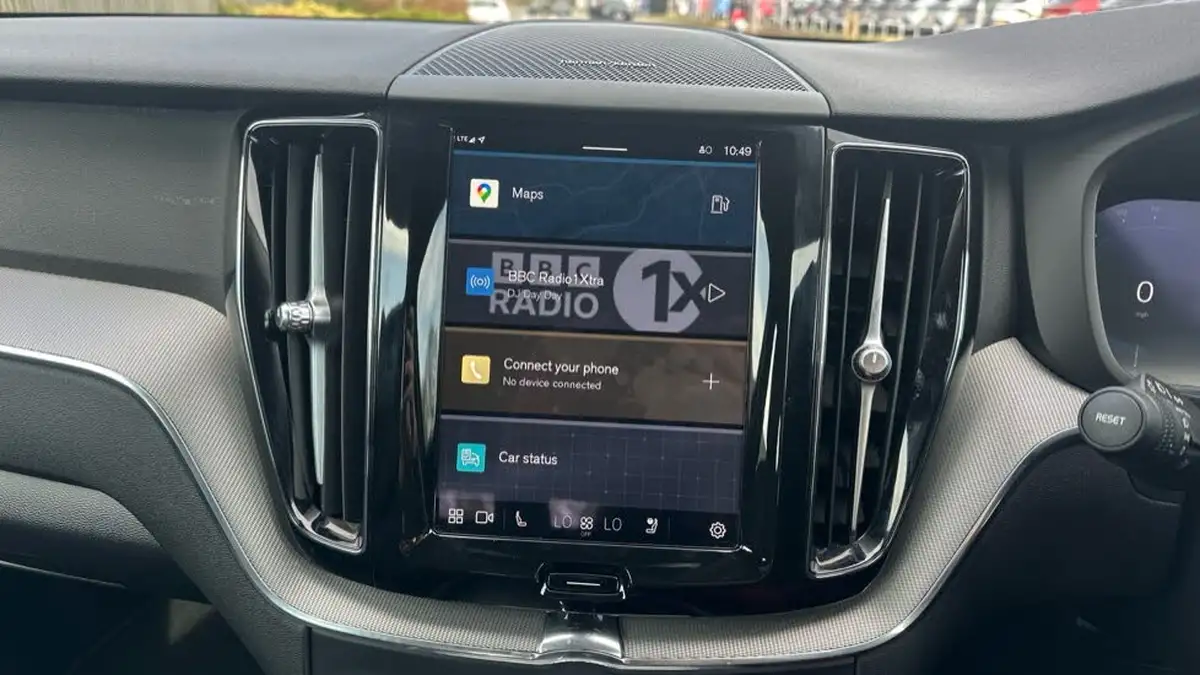 2023-volvo-xc60-20td-b4-plus-big-20