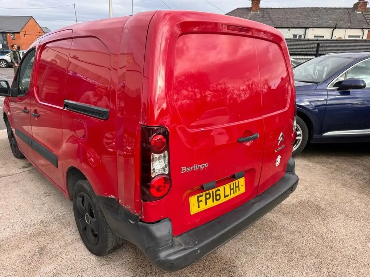 2016-citroen-berlingo-16td-l2-750-lx-16hdi-90-panel-big-3
