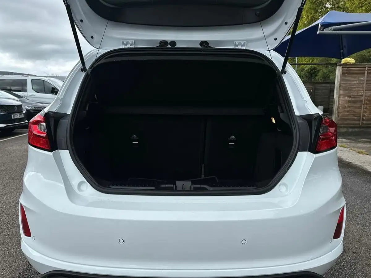 2023-ford-fiesta-big-33
