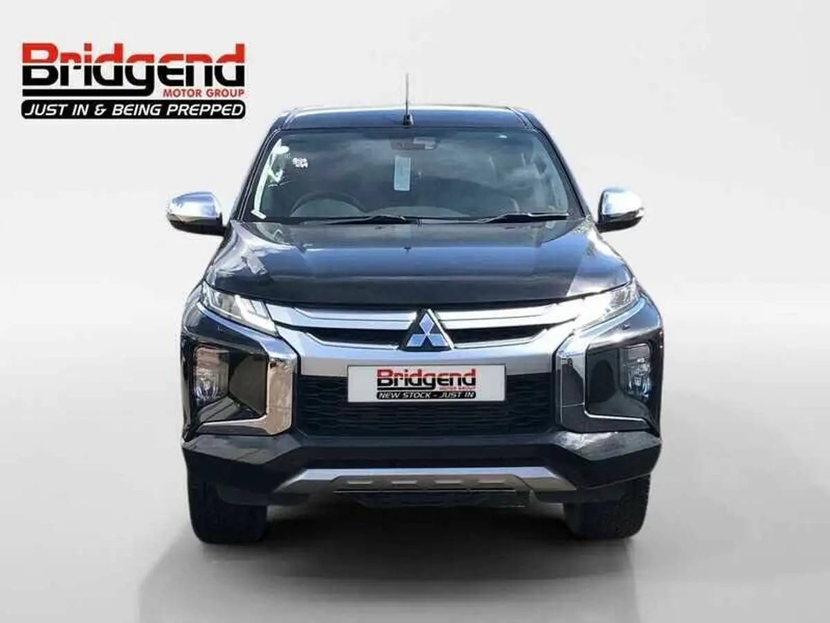 2020-mitsubishi-l200-22di-d-warrior-auto-big-1