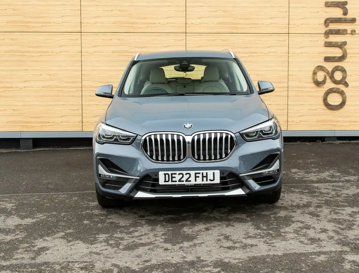 2022-bmw-x1-20-sdrive20i-xline-big-5