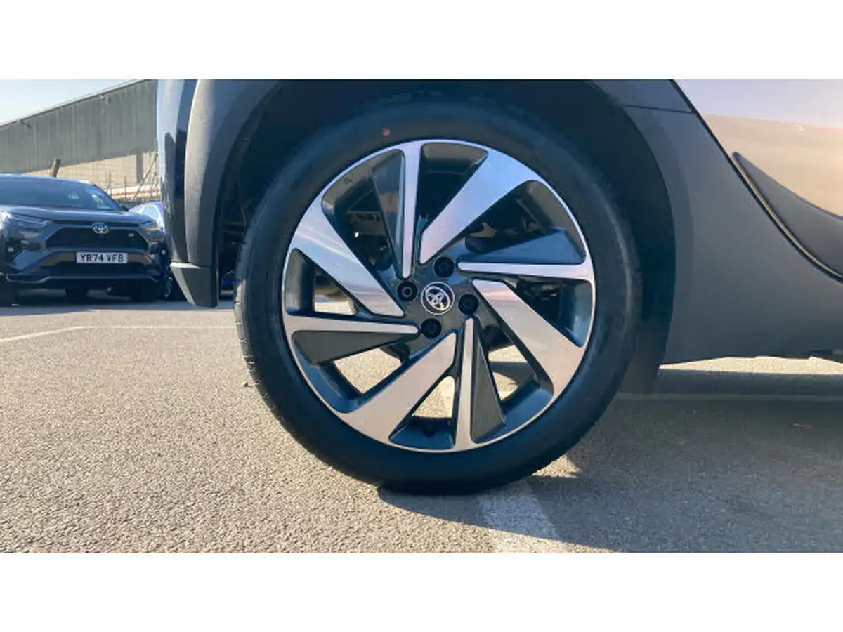 2022-toyota-aygo-x-10-vvt-i-edge-cvt-big-17