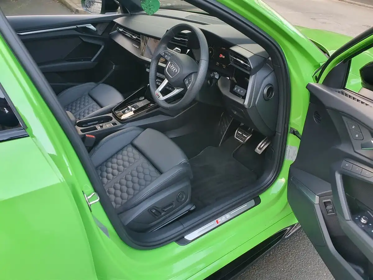 2024-audi-rs3-25-tfsi-vorsprung-sportback-5d-big-35