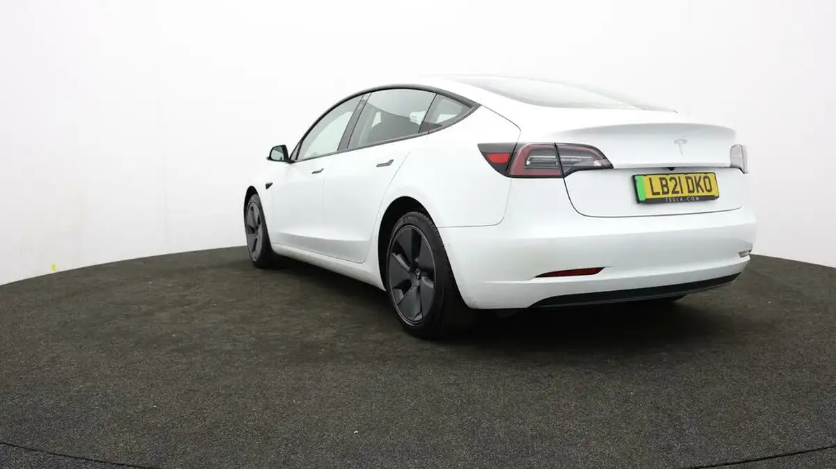 2021-tesla-model-3-e-standard-plus-big-72