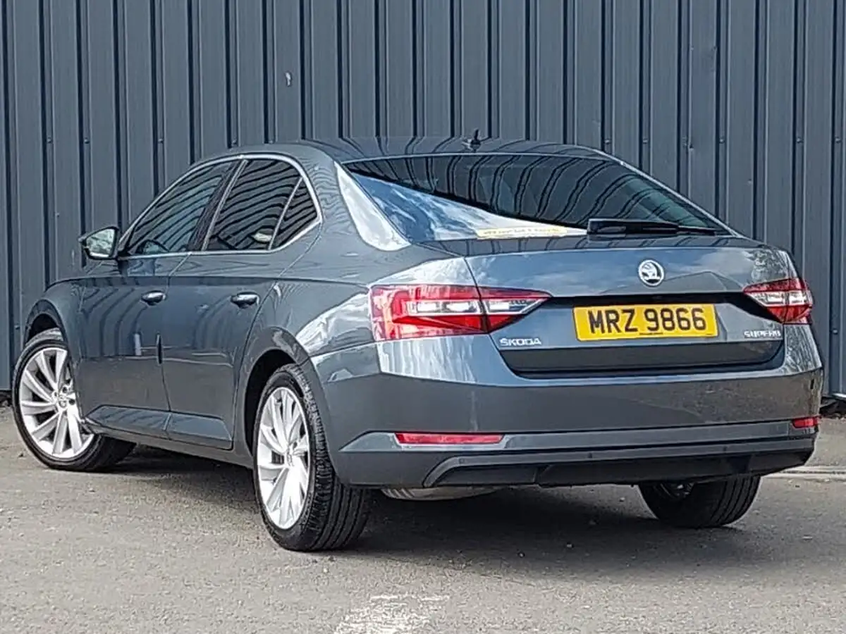 2017-skoda-superb-14-tsi-act-se-l-executive-hatchback-dsg-big-1
