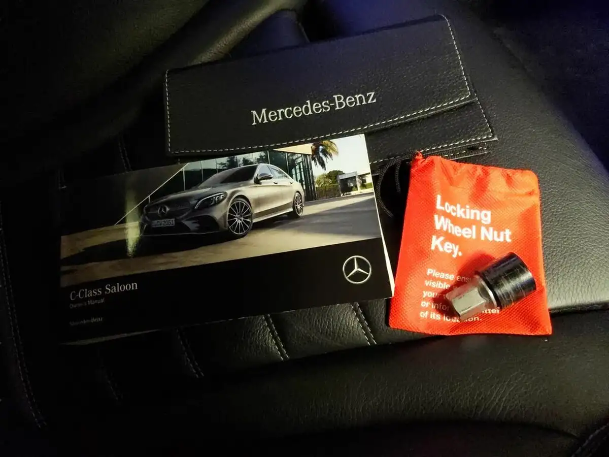 2019-mercedes-benz-c-class-15-c200-amg-line-premiumss-saloon-4d-big-31