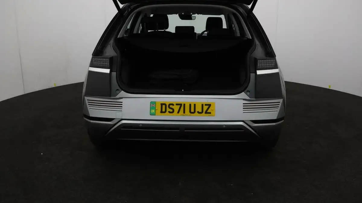 2022-hyundai-ioniq-5-e-premium-217ps-73kwh-rwd-big-16