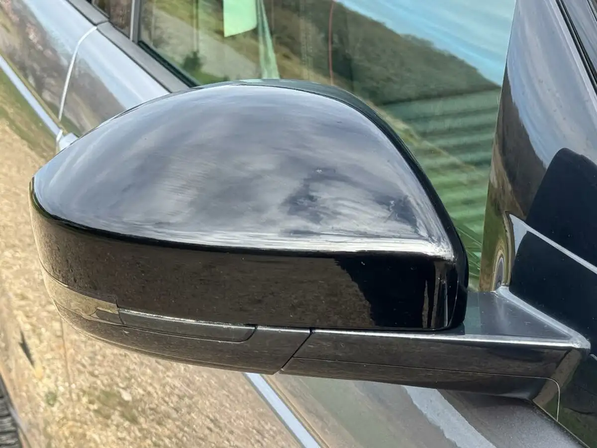 2022-land-rover-discovery-sport-15-p300e-r-dynamic-se-big-36