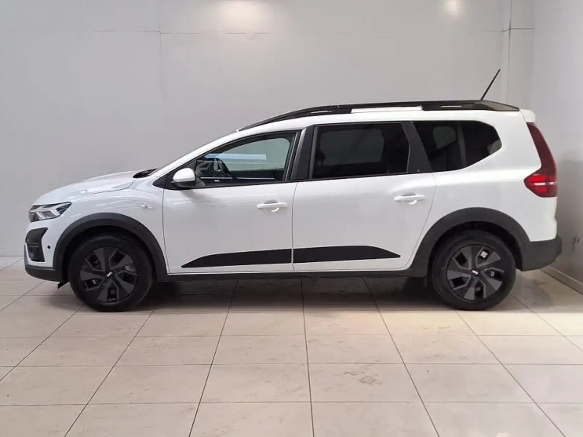 2024-dacia-jogger-10-tce-expression-big-3