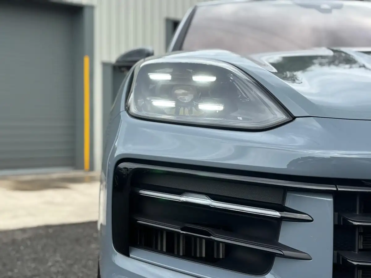 2024-porsche-cayenne-30-v6-s-e-hybrid-coupe-big-38