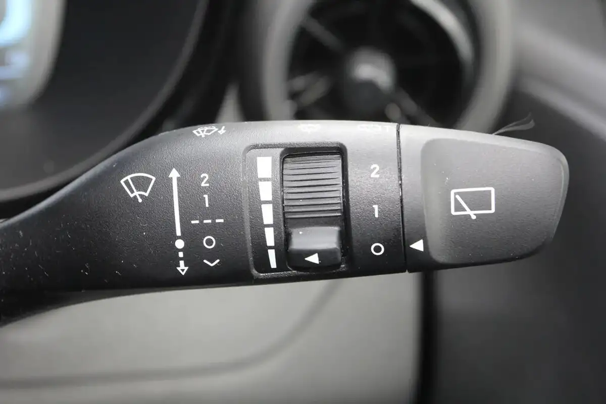 2024-hyundai-i10-10-advance-63ps-auto-big-22