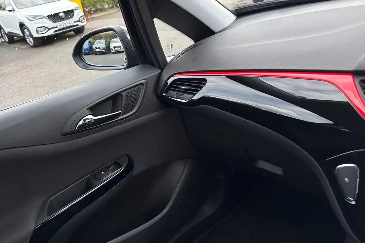2017-vauxhall-corsa-14i-sri-75ps-ecoflex-3d-big-53